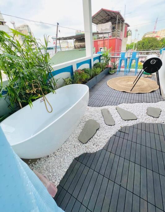 Lushstay Rooftop - Hanoi Train Station 외부 사진